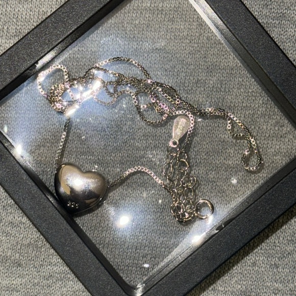 Necklace w thick solid silver heart, beautiful NWT engraved box - Picture 5 of 7